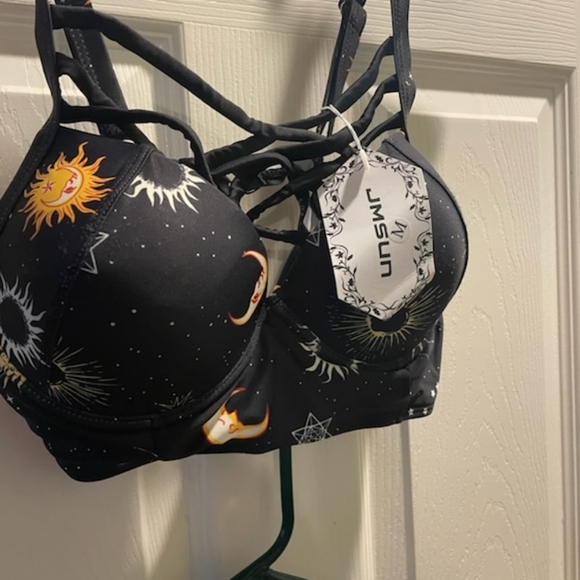 2 piece Swimwear - Picture 2 of 4